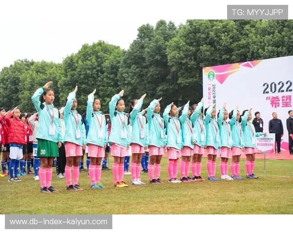琑队如何推进女足青训与职业联赛的对接建设，女足青训中心最新消息